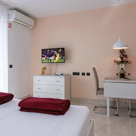 Apartments Relax Brela Exterior photo